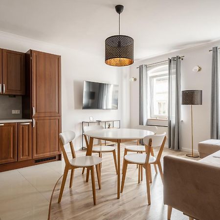 Rentplanet - Apartamenty Cybulskiego II วรอตซวาฟ ภายนอก รูปภาพ
