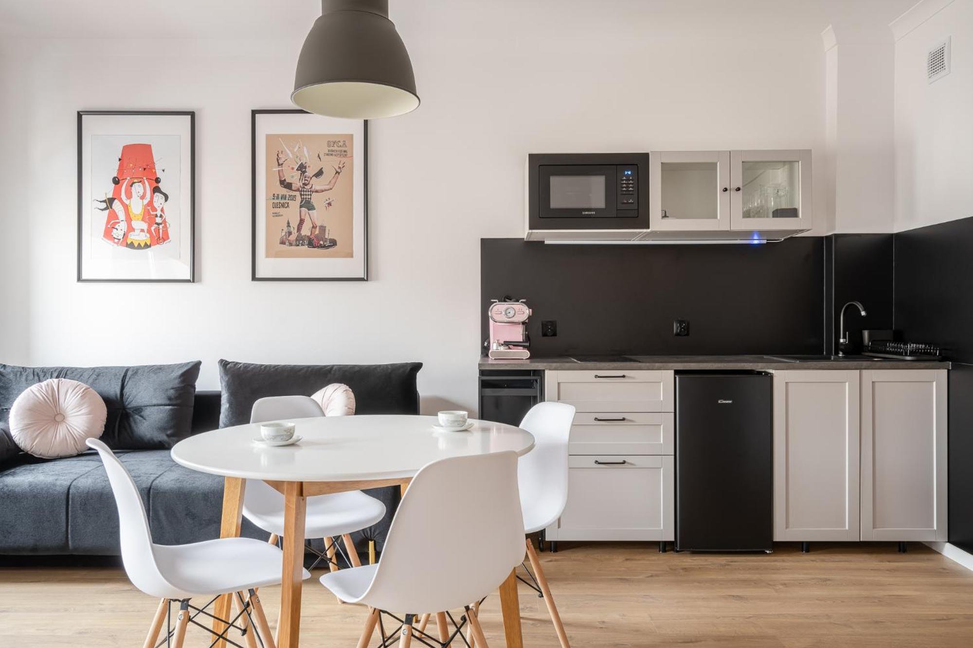 Rentplanet - Apartamenty Cybulskiego II วรอตซวาฟ ภายนอก รูปภาพ