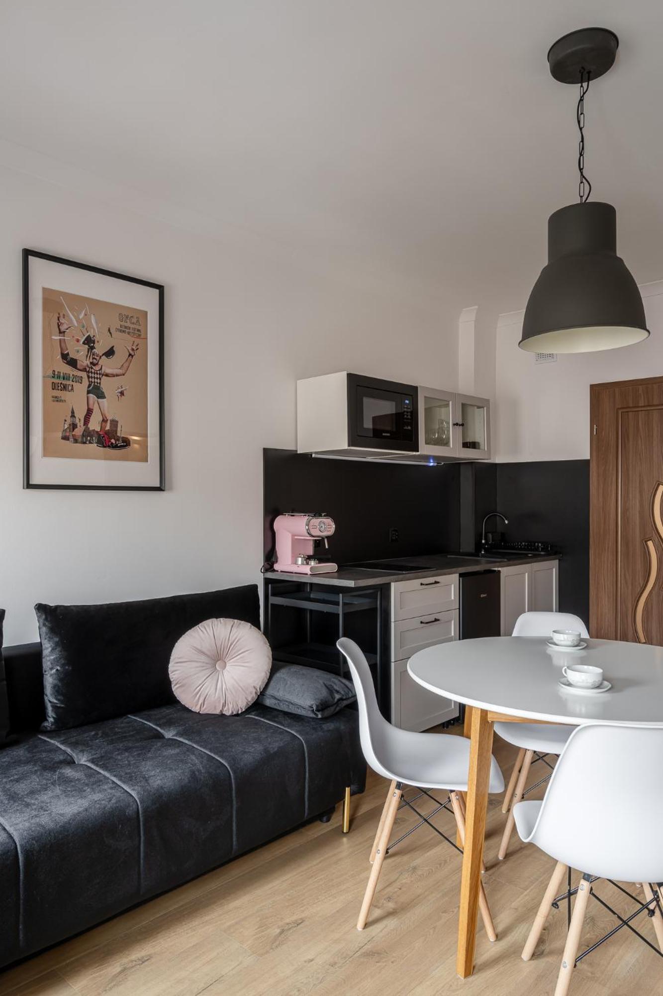 Rentplanet - Apartamenty Cybulskiego II วรอตซวาฟ ภายนอก รูปภาพ